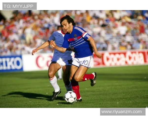 足球明星加尔的职业生涯与成就解析及其对足球的影响